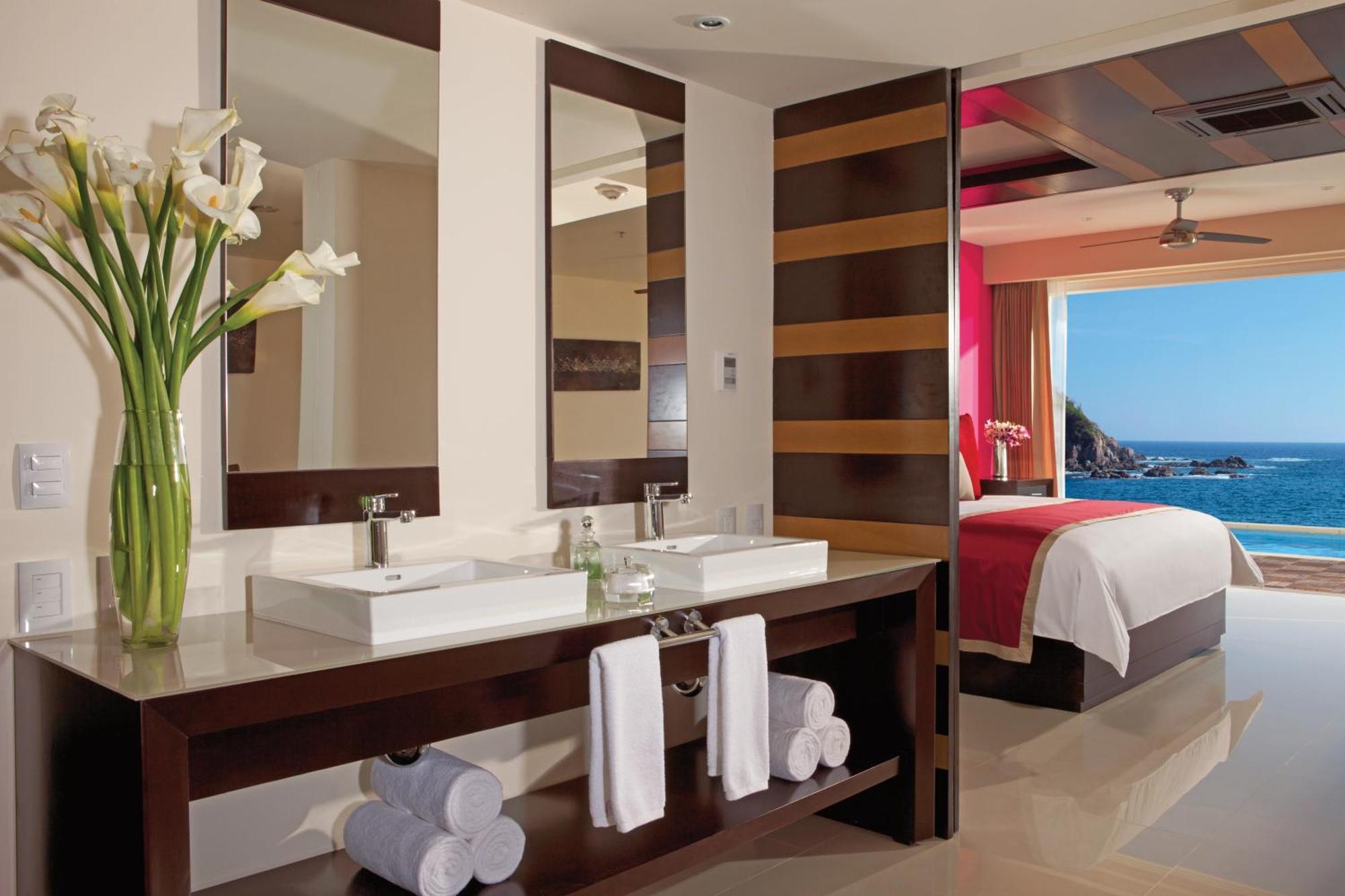 Preferred Club One Bedroom Swimout